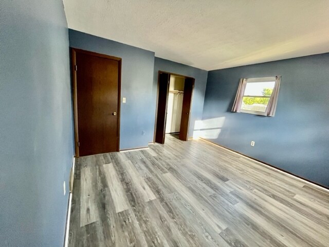 Building Photo - 275 Brad Dr