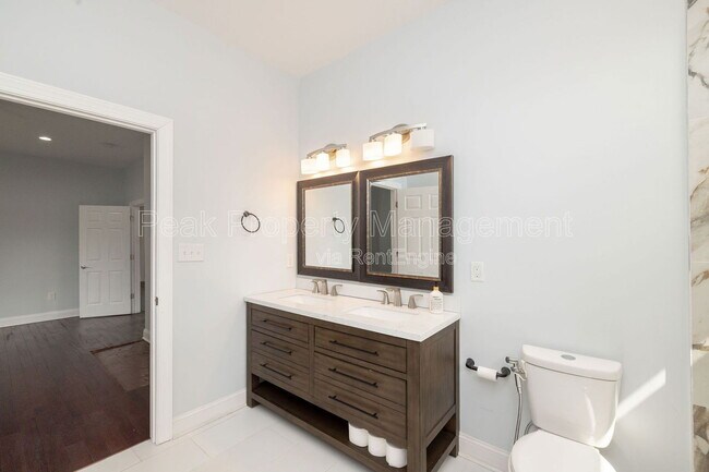 Building Photo - 2615 North Ave