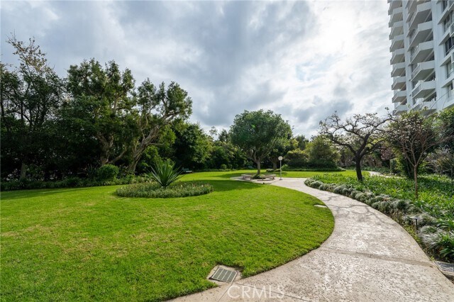 Building Photo - 2160 W Century Dr