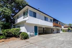 Building Photo - 674 Kirkland Dr