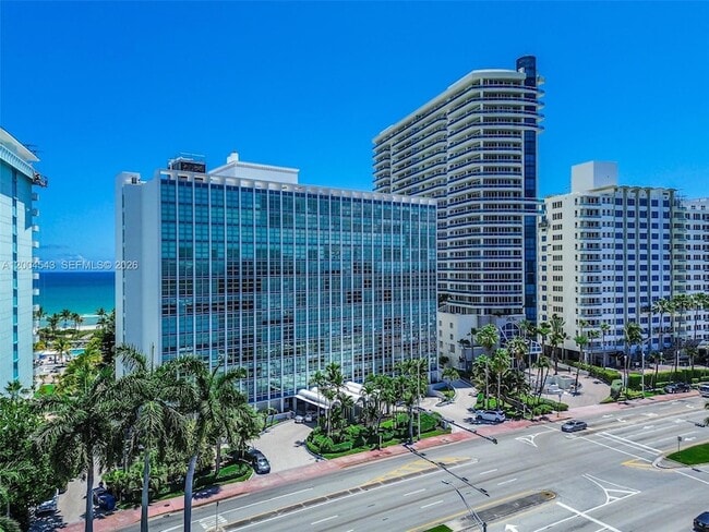 Building Photo - 5055 Collins Ave