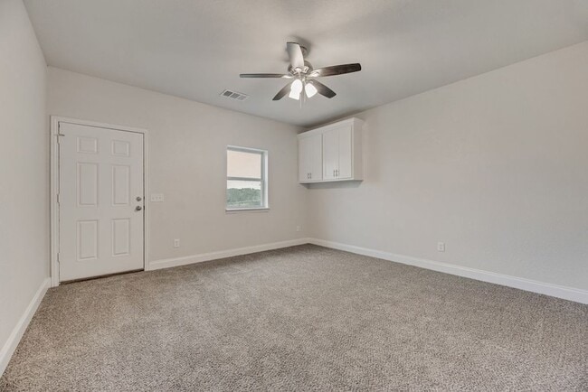 Building Photo - 5855 Co Rd 408