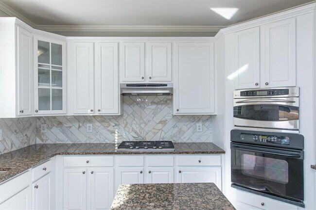 Building Photo - 1763 Crossvale Dr