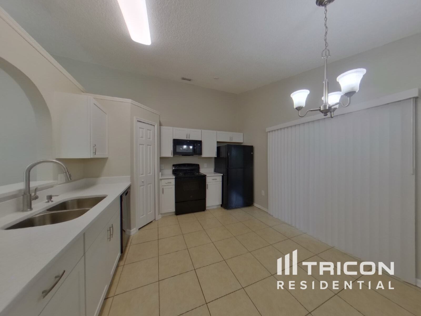 Building Photo - 321 Placid Lake Dr