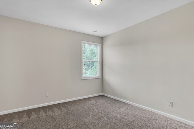 Building Photo - 568 Garden View Ct