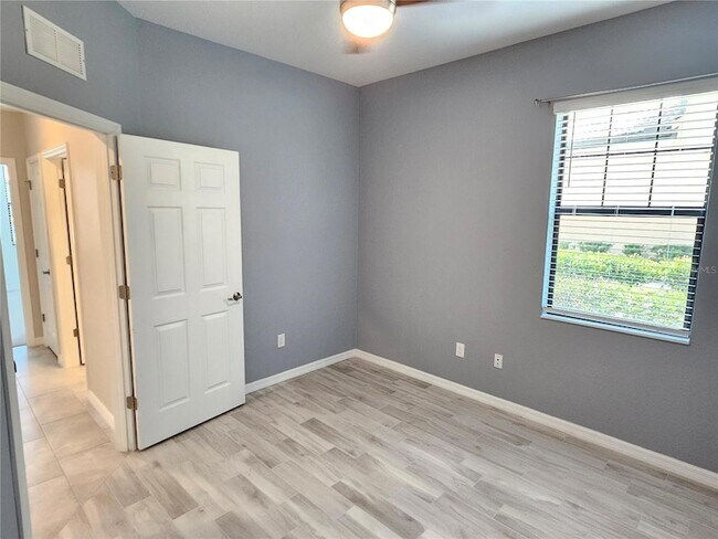Building Photo - 10027 Crooked Crk Dr