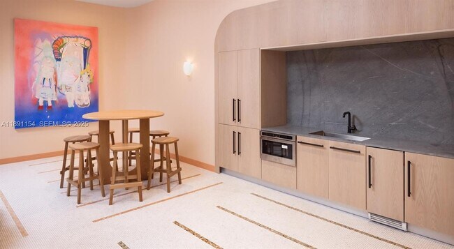 Building Photo - 11200 Biscayne Blvd