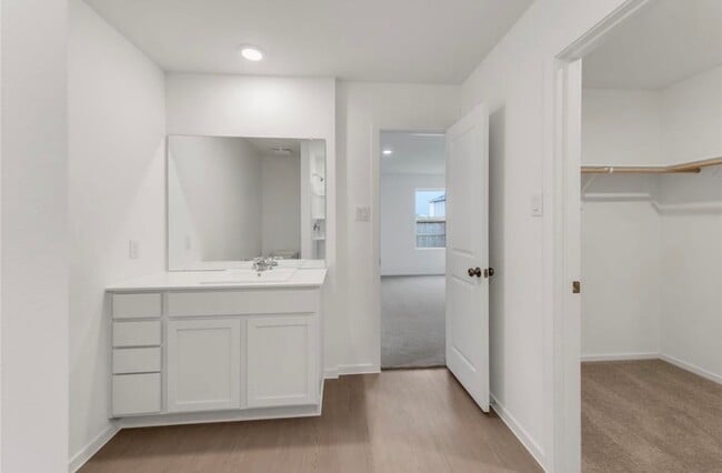 Building Photo - 10475 Cloud Nine Ct