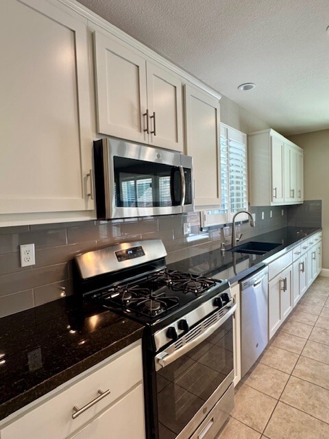 Building Photo - 2764 Rio Seco Dr