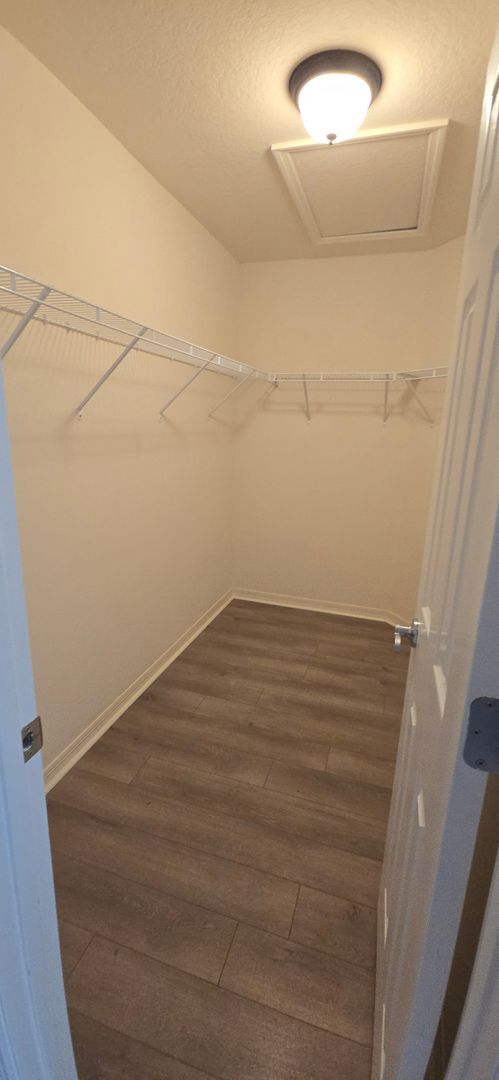 Building Photo - Charming 2-Bed, 2-Bath Home in The Village of Collier!