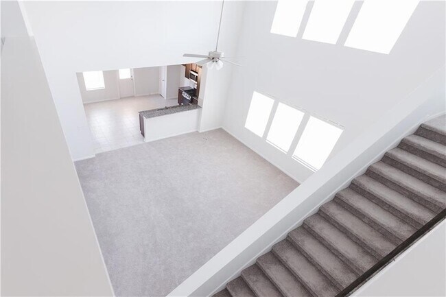 Building Photo - 245 Crystal Brook Dr