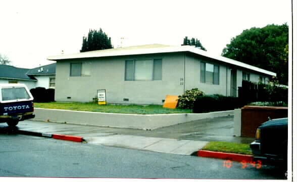Building Photo - 20 N Fremont St