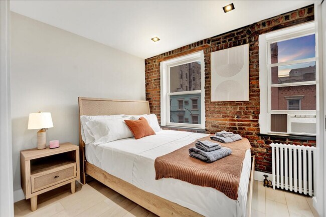 Building Photo - 120 Mulberry St