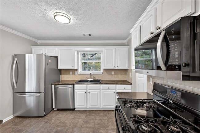 Building Photo - 1418 Shiloh Way NW