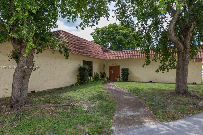 Building Photo - 3777 NW 78th Ave