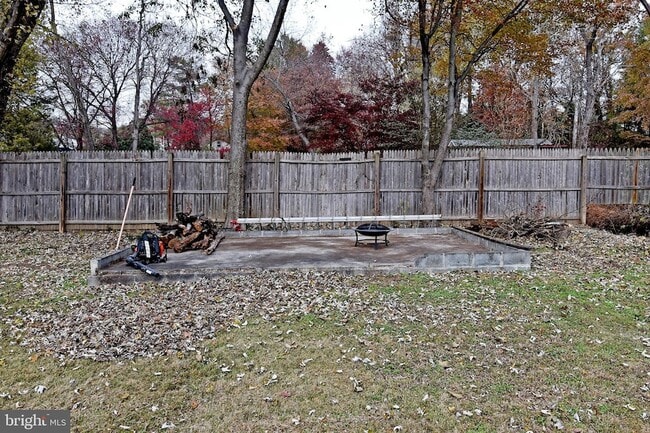 Building Photo - 7125 Harrison Ln