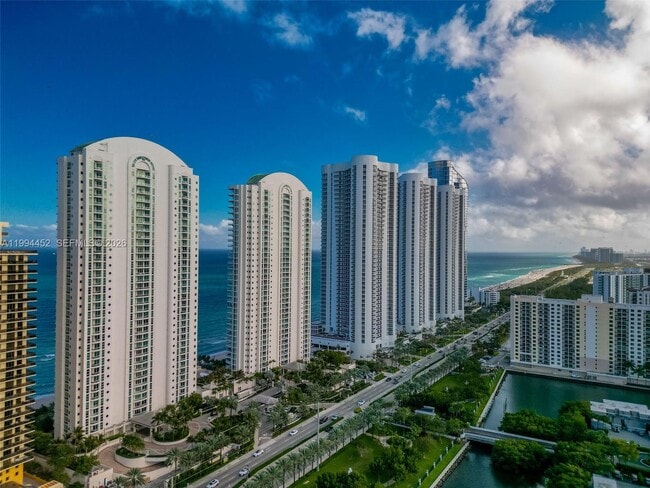 Building Photo - 16047 Collins Ave