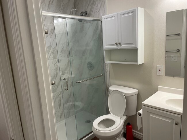 Building Photo - 6314 San Renaldo Cir