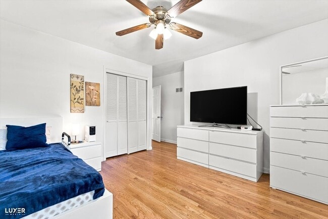 Building Photo - 521 Lavergne Ave