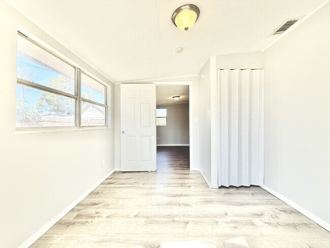 Building Photo - 5396 68th Way N