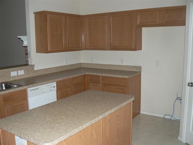 Building Photo - 1619 Northview Dr
