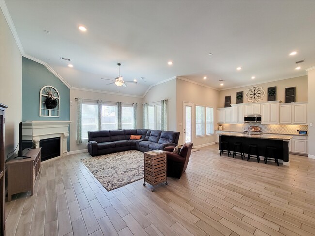 Building Photo - 18727 Evanhale Bend Dr