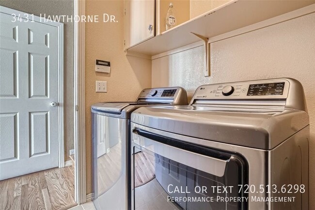 Building Photo - 3431 Hawthorne Dr