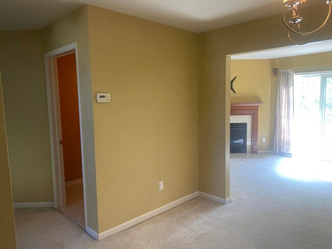 Building Photo - 6321 Brant Ln