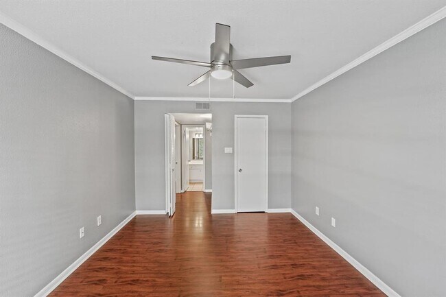 Building Photo - 2350 Bering Dr