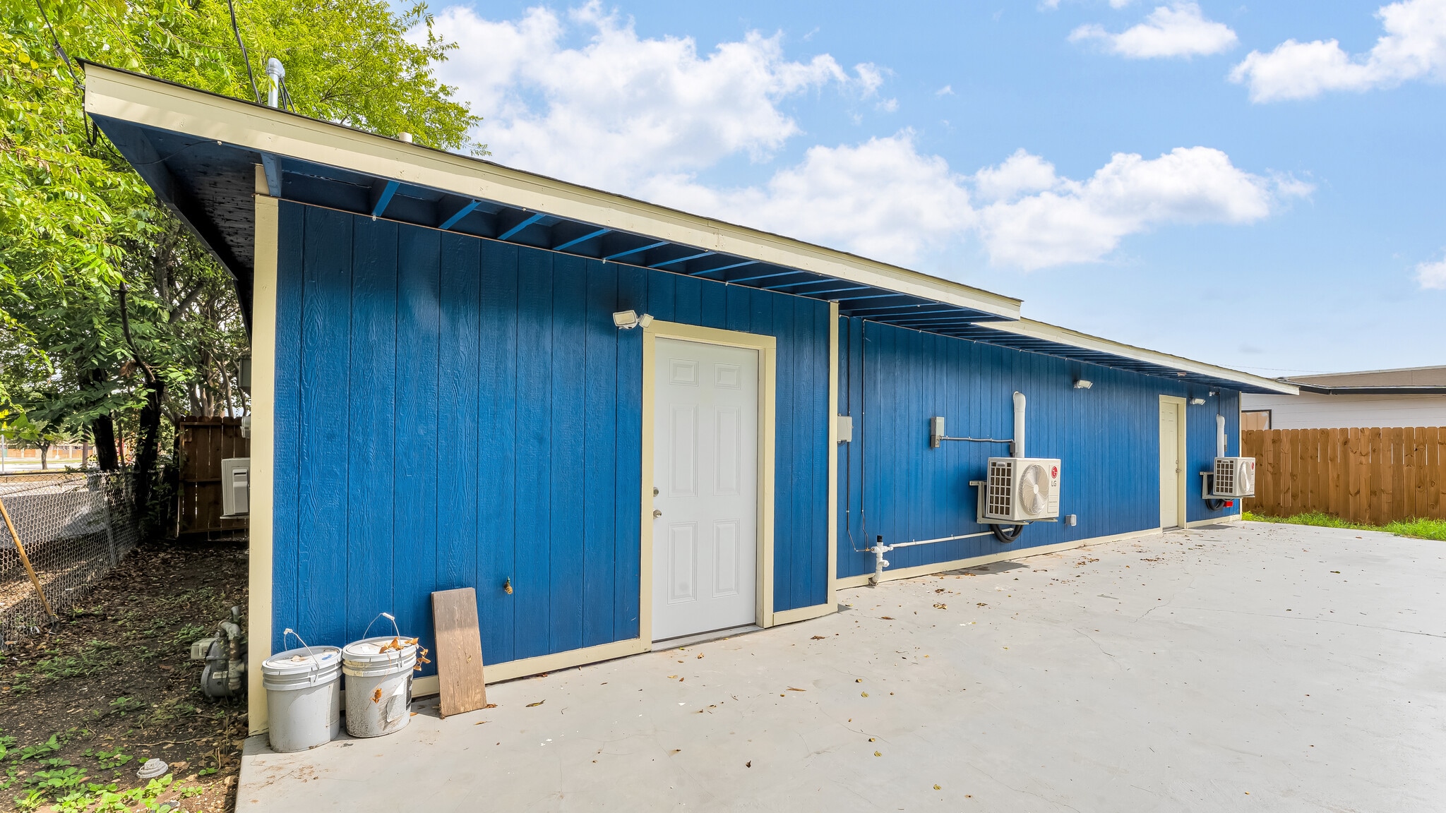 Building Photo - 4530 Walzem Rd