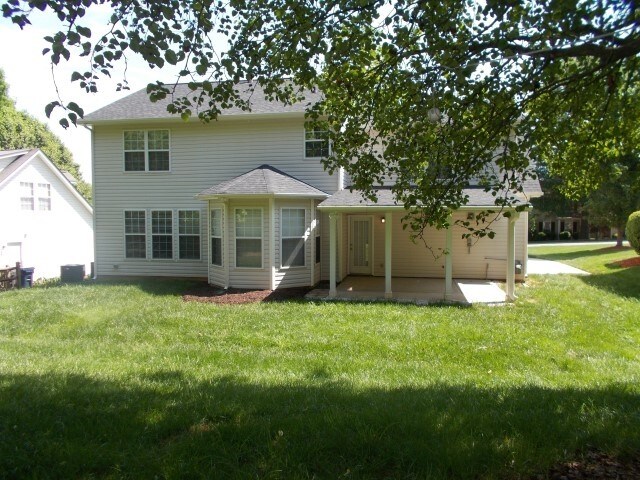 Building Photo - 8526 Fox Tail Ln