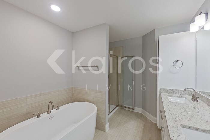 Building Photo - 3708 Oak Leaf Wy