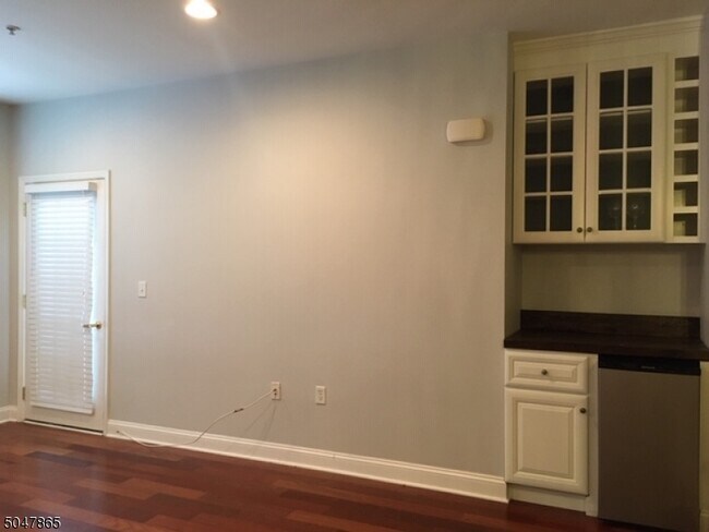 Building Photo - 6104 Brookhaven Court