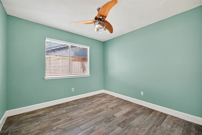 Building Photo - 7111 Tara Dr