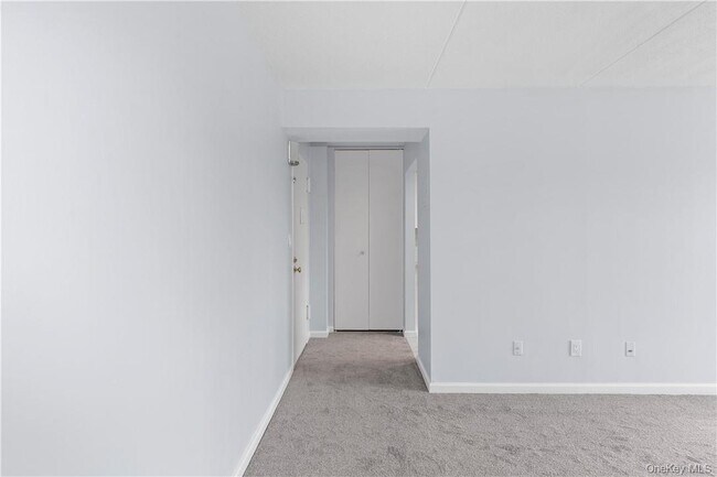 Building Photo - 150 Overlook Ave