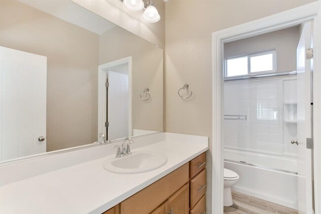 Building Photo - Beautiful Single Story Home in Rancho Cordova