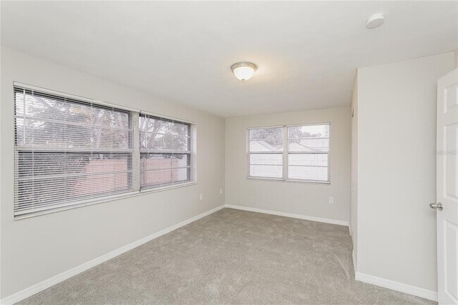 Building Photo - 6022 Halifax Dr