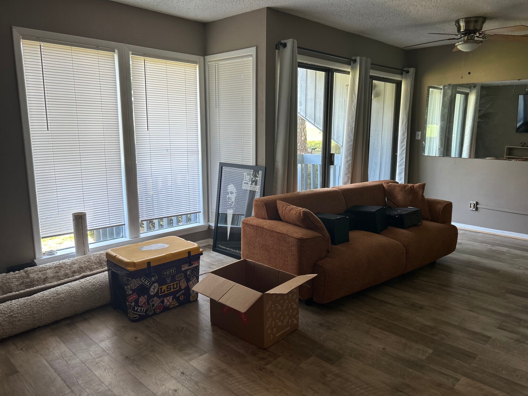 Living/Dining Room - 123 Golf Ter