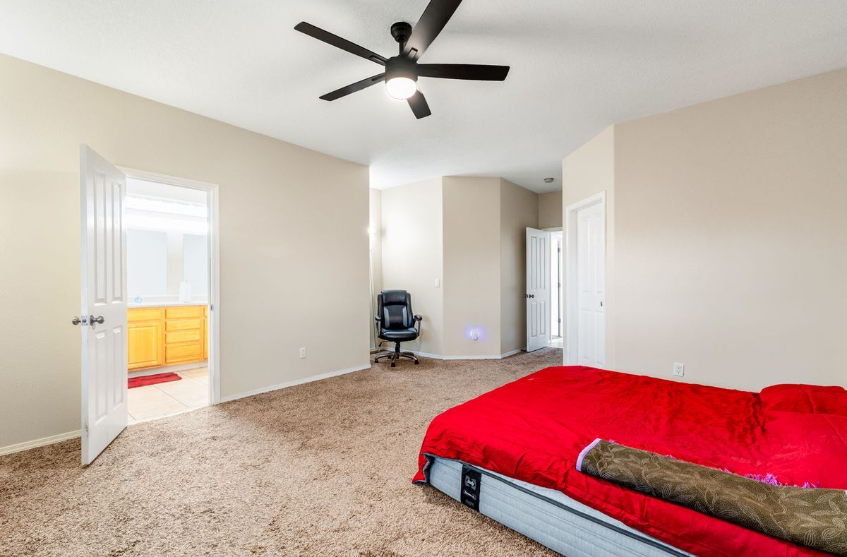 Building Photo - 1221 Paisano St NE