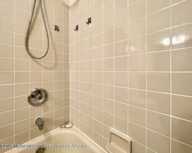 Building Photo - 4510 Norma Pl