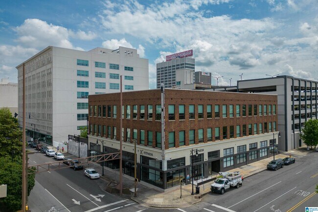 Building Photo - 1801 2nd Ave N