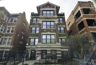 Building Photo - 3 bedroom in Chicago IL 60615