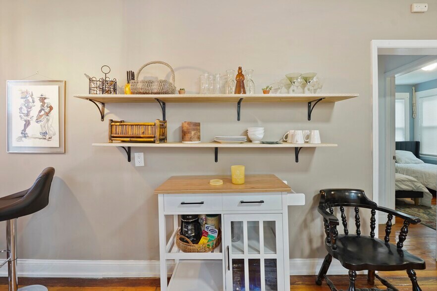 Building Photo - 578 Woodward Ave