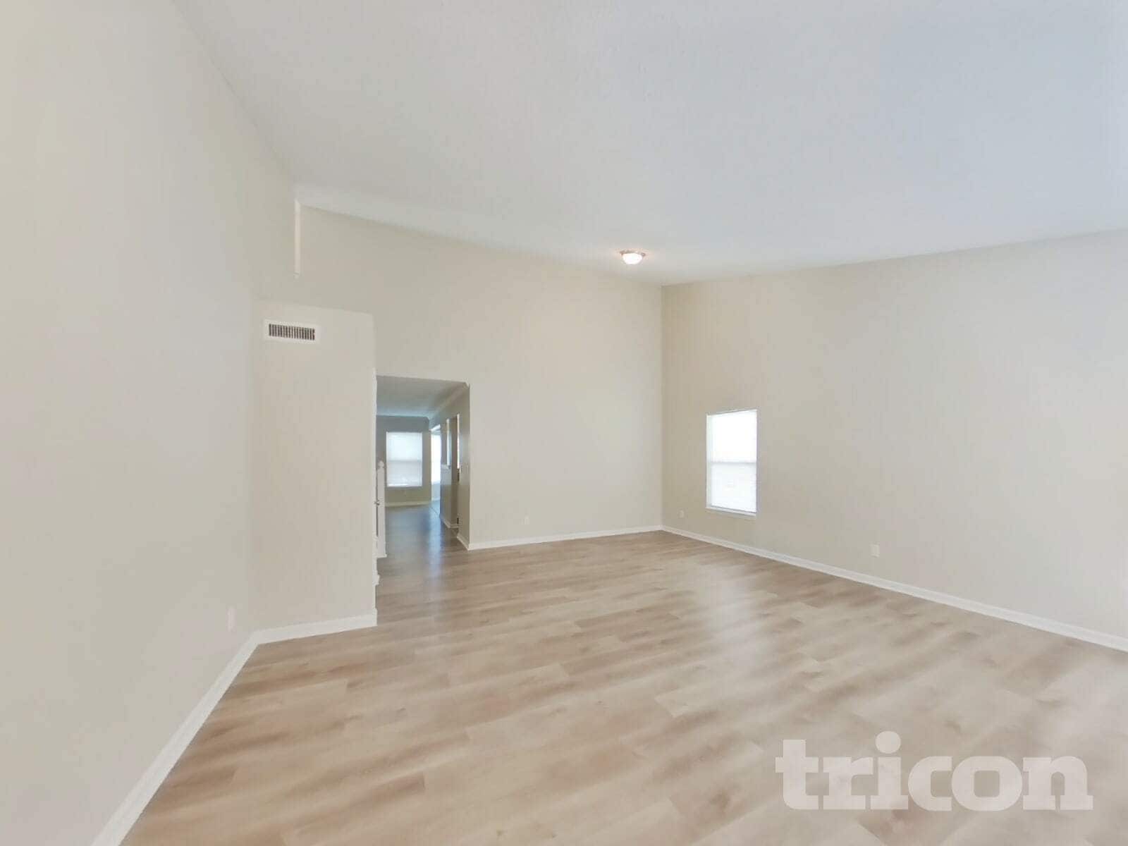 Building Photo - 911 Pine Ridge Way