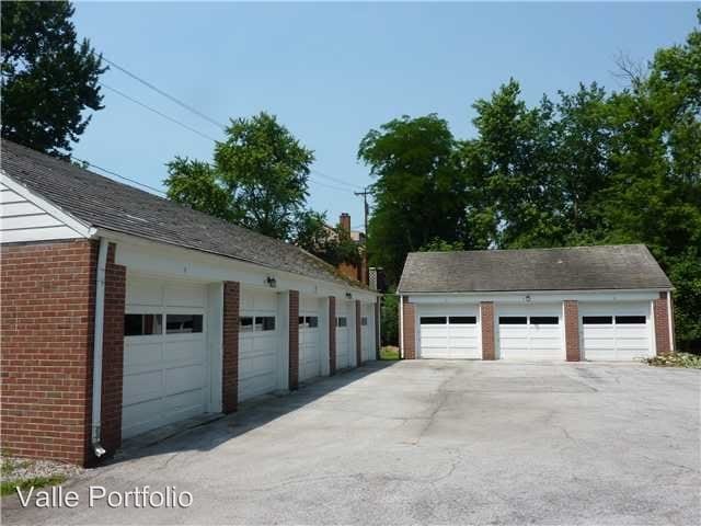 Building Photo - 2237 Evergreen Rd