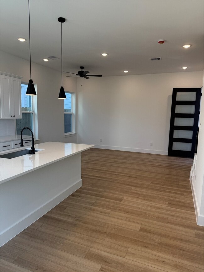 Building Photo - 1464 Ferguson Way