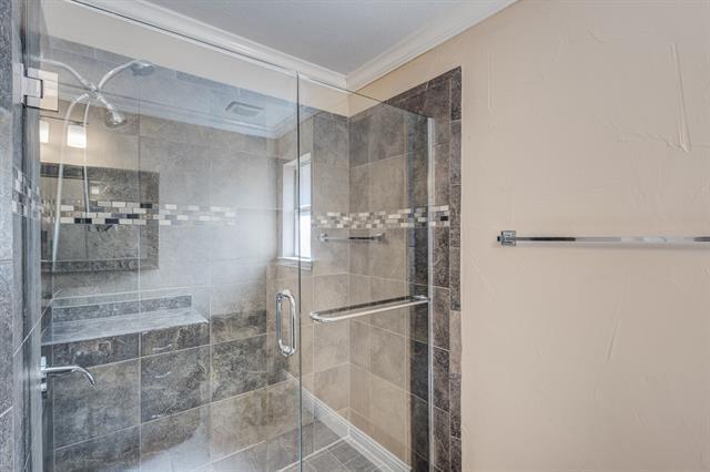 Building Photo - 2600 Northcrest Dr