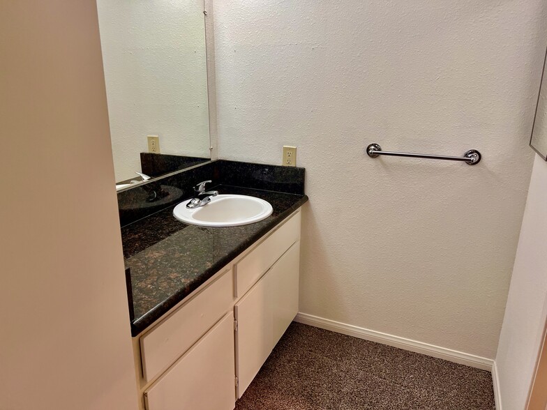 Building Photo - 10232 Black Mountain Rd