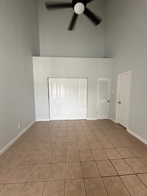 Building Photo - 12161 Armenia Gables Cir