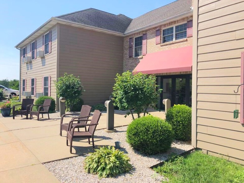 Primary Photo - Prestwick Senior Living